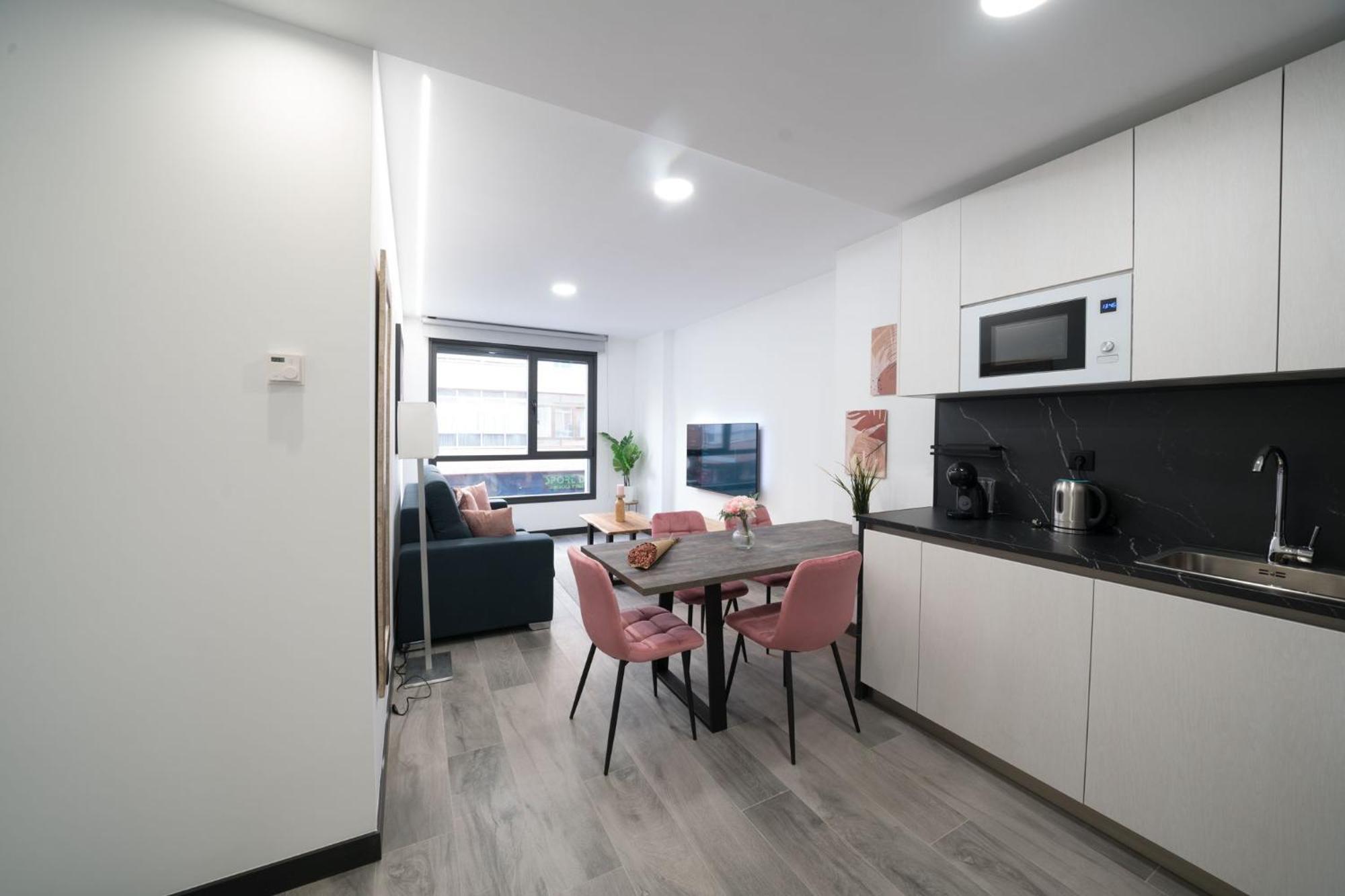 Apartamentos Go La Circular-Parking Gratuito Valladolid Eksteriør bilde