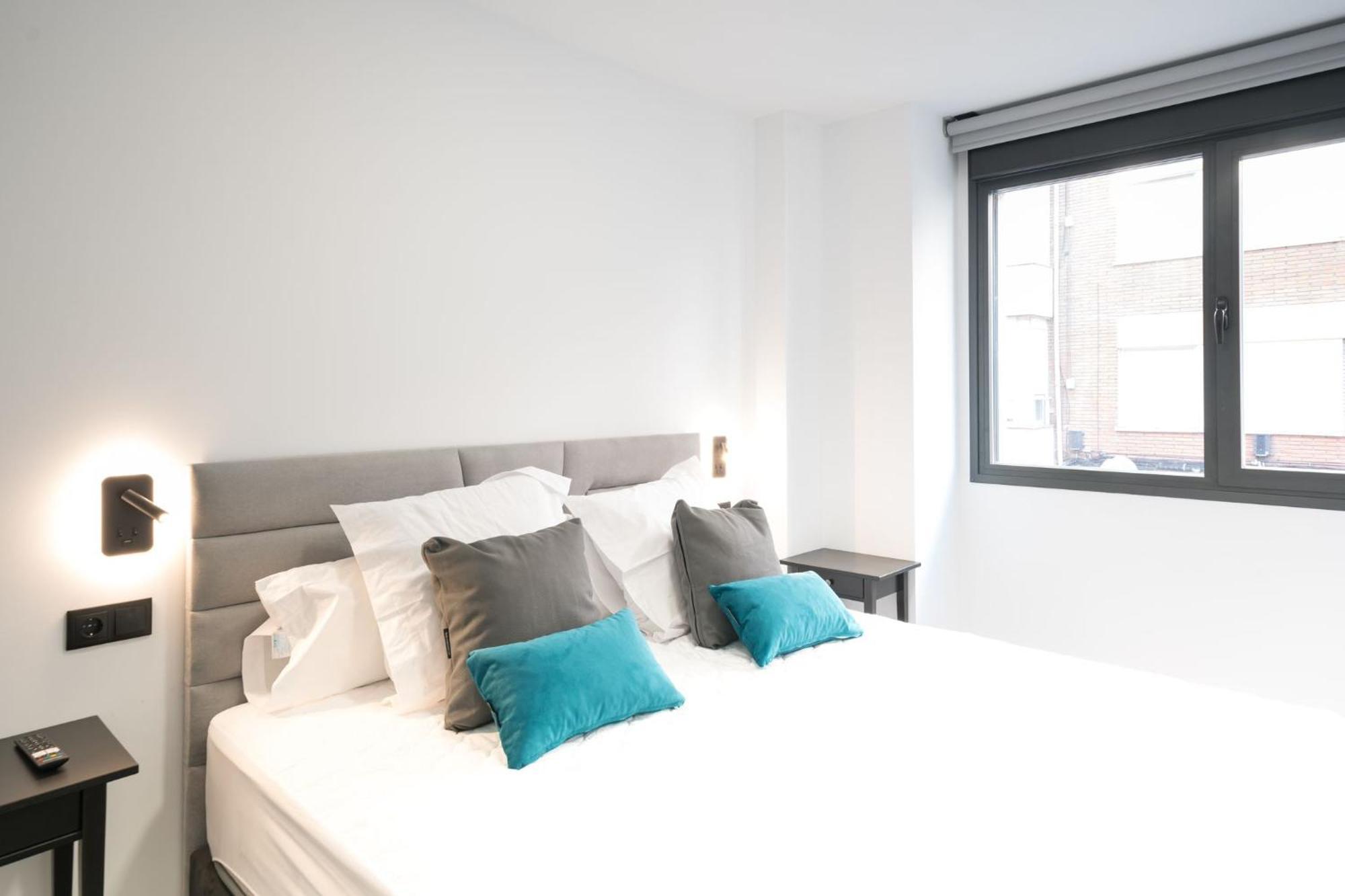 Apartamentos Go La Circular-Parking Gratuito Valladolid Eksteriør bilde